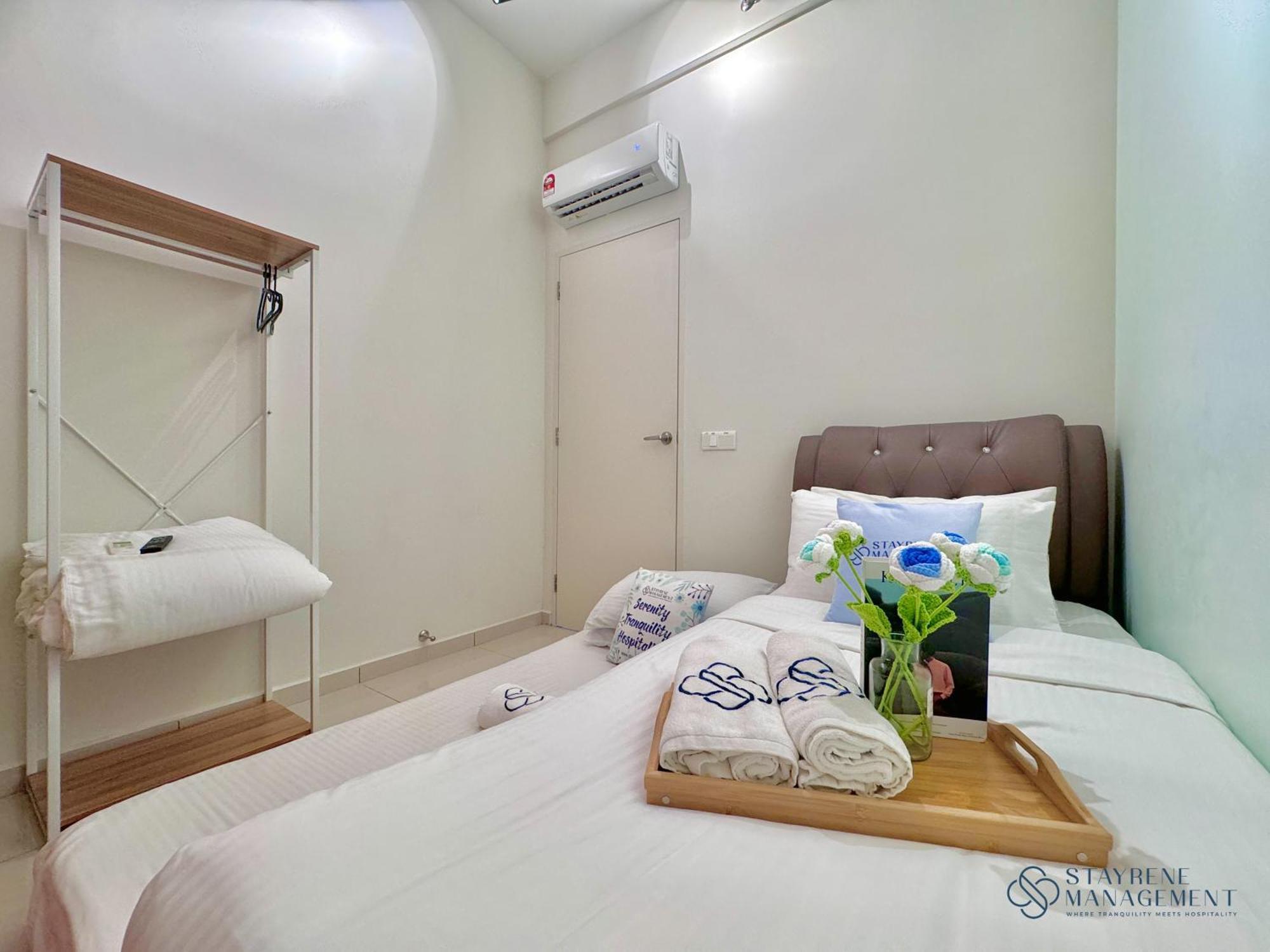 Melaka Ong Kim Wee Residences By Stayrene الغرفة الصورة